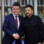 volodimir zelenski ii multumeste lui nicusor dan ucraina pretuieste livrarile romaniei de echipament defensiv 68ac6dab34b8e