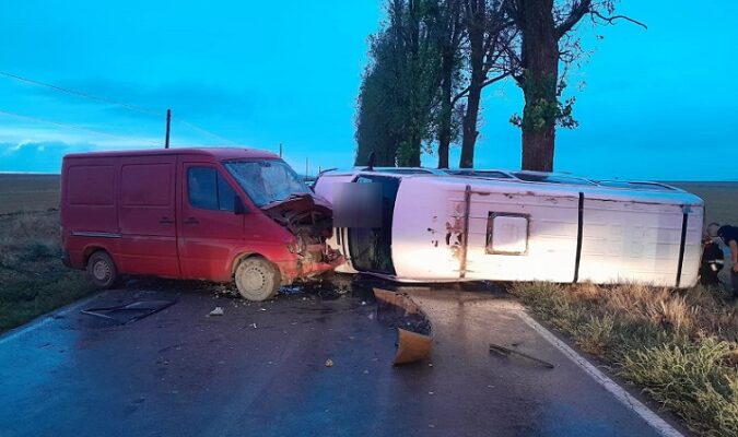 accident rutier la iesire din municipiul tulcea catre agighiol ambii soferi transportati la spital 68c414c29f764