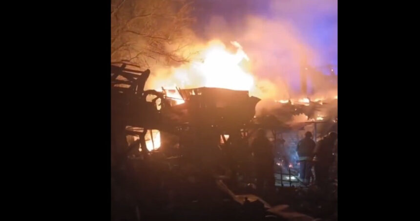 armata lui putin a bombardat mai multe case in sudul ucrainei cel putin doua persoane au fost ucise si alte 18 ranite 68c947f60dfb5