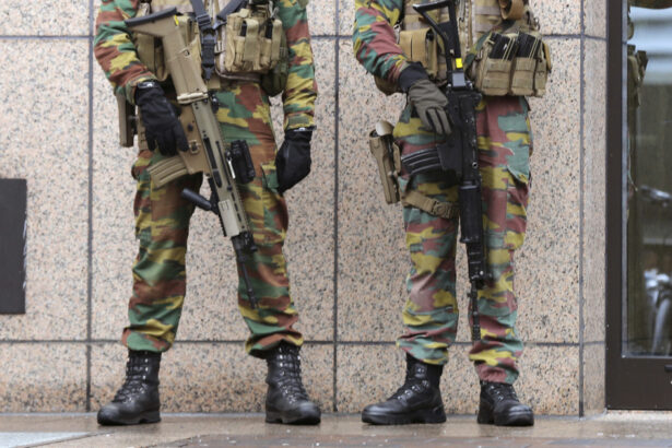 belgia se gandeste sa trimita soldatii pe strazile bruxelles ului pentru a combate violentele provocate de traficul de droguri 68bc7ef685b52