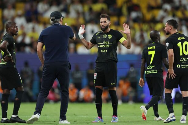 benzema l a adus la echipa benzema l a concediat atacantul a scapat de conationalul sau de pe banca lui al ittihad 68da5631ab7c1