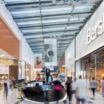 ca n filmele de comedie a fugit cu prada direct in bratele politiei hot prins langa city park mall de oamenii legii care erau la alt caz 68b8b97fa2aee