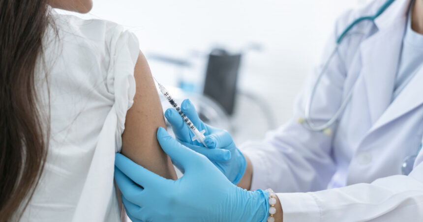 categorii de persoane care nu se mai pot vaccina gratuit medicii avertizeaza multi oameni se afla in aceasta situatie 68ccd6985c83d