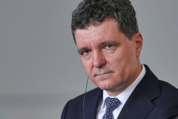 ce crede nicusor dan despre aderarea serbiei la ue este nevoie de vointa politica si de niste standarde 68dc1fc96cafd
