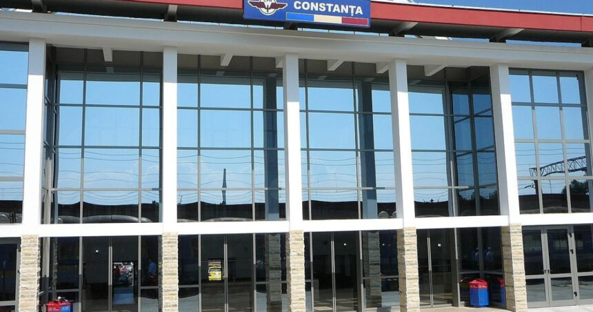circulatia trenurilor intre constanta si mangalia suspendata de la 1 octombrie pasagerii vor fi preluati cu mijloace auto 68dbffcaaf6e7
