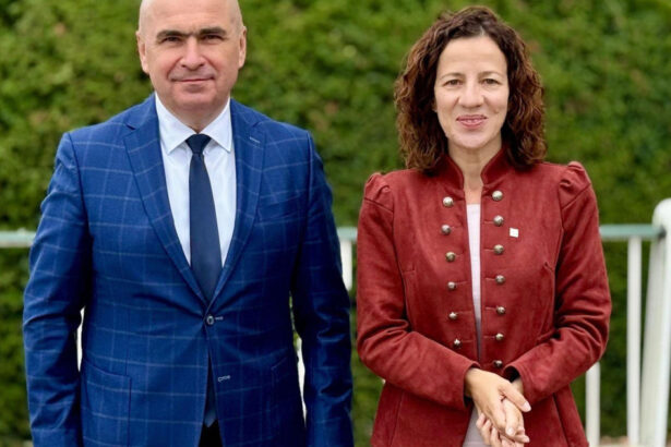 comisarul european roxana minzatu discutii la bruxelles cu ilie bolojan despre investitiile din pnrr 68d25c34314cb