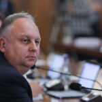 complot al unui secretar de stat din ministerul economiei si al sefului anpc pentru a elibera un post la nivel local ce a transmis dna 68cd5c3a5c1ae