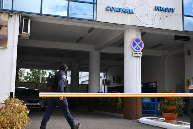 cum a incercat directorul interimar de la sc apa brasov sa sa ramana in functie dna l a retinut pe liviu cocos 68cd1d16e057f