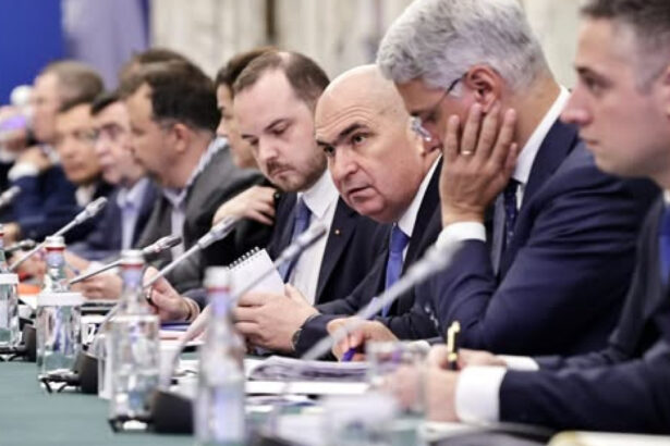 deficitul bugetar a crescut la ce procent din pib se situeaza acum si cum aratau cifrele in urma cu un an 68dac39999289