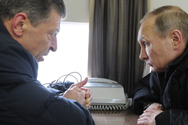 demisie neasteptata la kremlin dmitri kozak unul dintre cei mai vechi colaboratori ai lui vladimir putin pleaca din functie 68cbe44e308c6