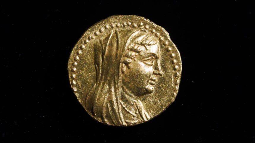 descoperire arheologica rara in ierusalim moneda de 2 270 de ani cu portretul unei regine egiptene 68c3184707cbf
