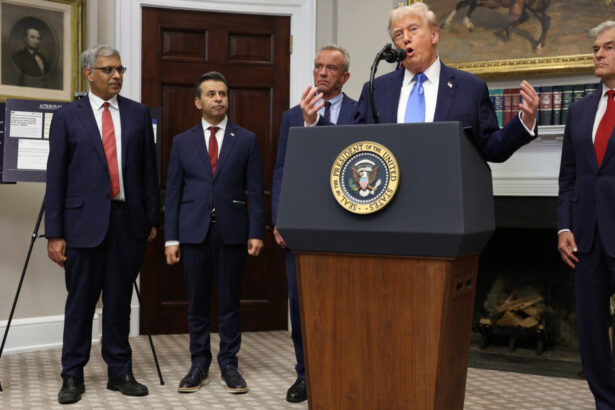 donald trump anunta o legatura intre paracetamol si autism desi oamenii de stiinta au indoieli 68d232063db46