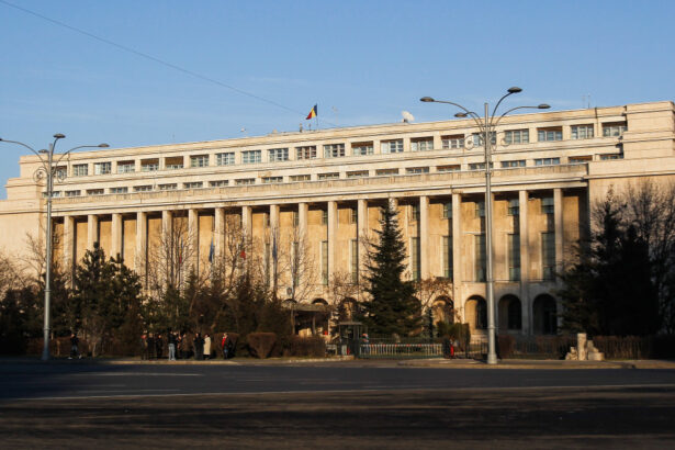 exclusiv demnitarii din cancelaria lui bolojan nu mai beneficiaza de soferi de la 1 octombrie care este stadiul taierilor promise de guvern 68dc06d783db3