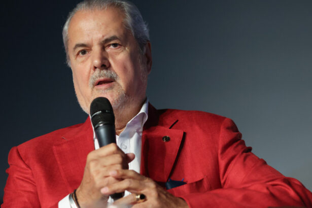 exclusiv reactia ministrei de externe dupa ce nastase s a pozat alaturi de dictatori si ambasada a primit invitatie dar ne delimitam de putin 68b80240aff1c