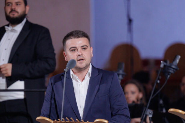 exclusiv seful cj suceava dupa ce si a numit nasa in functia de manager de spital am peste 30 de cumetri si fini 68d433504f585