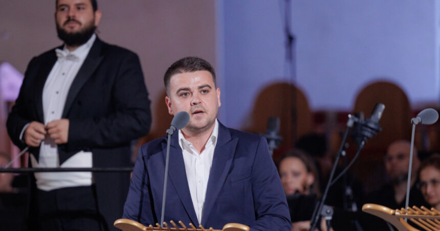 exclusiv seful cj suceava dupa ce si a numit nasa in functia de manager de spital am peste 30 de cumetri si fini 68d433504f585