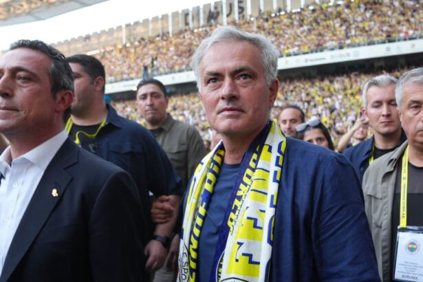 fenerbahce explica de ce l a demis pe jose mourinho nu din cauza eliminarii 68c6693735d14