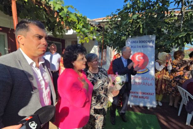 foto video festivalul suberecului organizat de primaria cumpana la start zeci de enoriasi si localnici prezenti la deschidere sarbatoare culinara si reafirmare a identitatii multiculturale a dobr 68cd65bd85d29