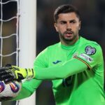 fratele lui horatiu moldovan a semnat cu dinamo acesta este considerat un portar de viitor 68c2ef92a5d0d