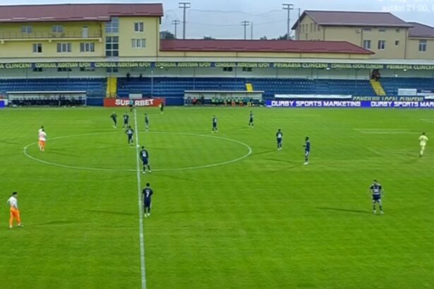 galerie foto imagini uluitoare de pe stadion la metaloglobus fc botosani peisajul deprimant 68daaa8fd1a0a
