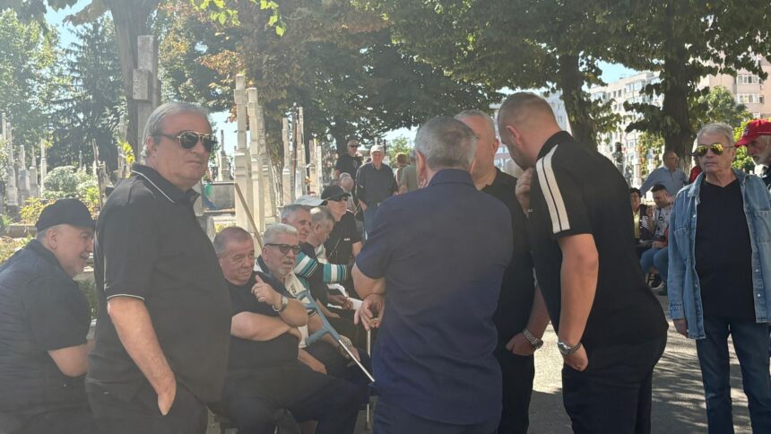 galerie foto inmormantarea lui florin marin mihai stoichita si mm stoica prezenti la biserica gestul facut de borcea 68cfc6ce228cf