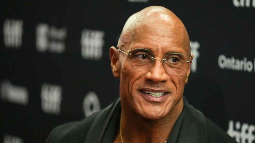 galerie foto the rock a dat cartile pe fata in dialog cu cnn muschii mei asta s a intamplat 68c1ba416bcbe