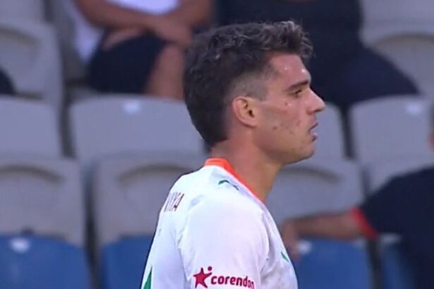 ianis hagi dupa ce a jucat 25 de minute in meciul cu galatasaray nu e de ajuns 68d7d65829e8c