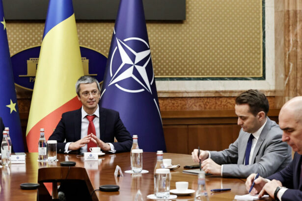 ilie bolojan intalnire cu delegatia j p morgan la palatul victoria romania ramane atractiva pentru investitori 68bf144c65e2c