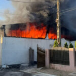 incendiu in judetul galati arde o hala din sendreni unde erau depozitate uleiuri si peleti 68bbec3f506a5