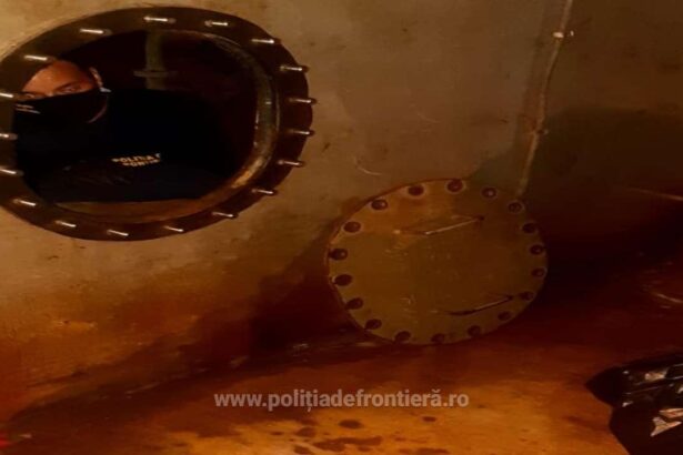 interpol cere extradarea unui comandant de nava contrabandist condamnat la inchisoare cu executare in constanta 68dc4fe5dbc91