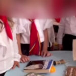 isj satu mare verificari dupa dupa ce copiii au primit cravate de pionieri sau soimi ai patriei si materiale despre ceausescu 68c0f91484769