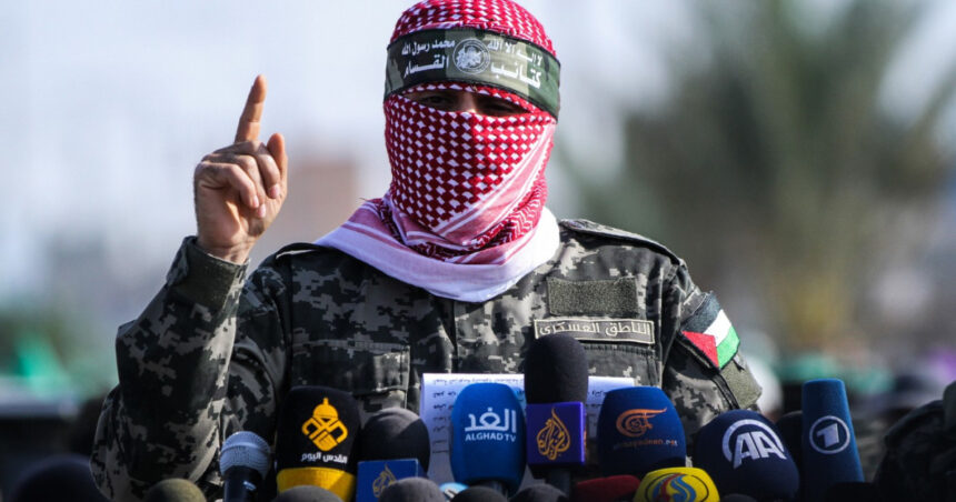 Israelul afirmă că l-a eliminat pe „omul mascat”, un simbol al mișcării Hamas. Cine a fost Abu Obeida? 1 israelul sustine ca l a ucis pe omul mascat un simbol al miscarii hamas cine era abu obeida 68b53bd3ad735