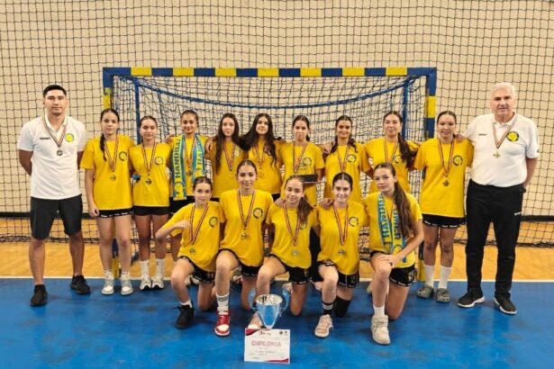 junioarele 3 de la hc omer constanta au cucerit trofeul la funsports cup brasov 68b597529f2d9