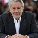 la un an de la moartea lui alain delon incepe razboiul pentru avere fiul cel mic al marelui actor isi da in judecata fratii 68b933de53a21