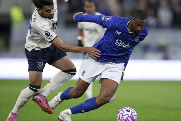 live video everton west ham 1 0 acum pe voyo deschidere de scor 68dae2cfad1cf