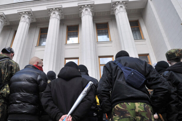 lupta pentru putere la kiev agentiile de aplicare a legii isi reiau conflictul acuzatiile serviciului de securitate al ucrainei 68b9a7d7c1844