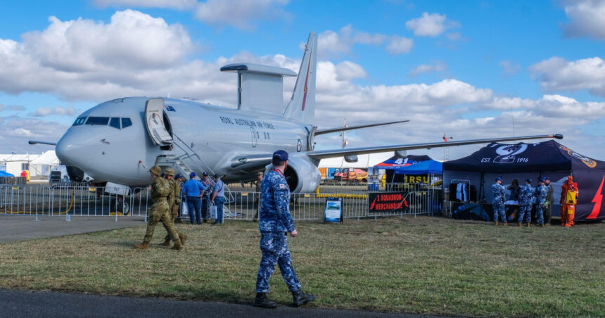 marea britanie va livra avioane militare statelor unite pentru prima data in peste 50 de ani 68d1466d13ae3