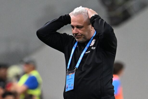 marius sumudica a rabufnit dupa petrolul rapid execrabil cel mai slab meci pe care l am vazut 68d916459709d