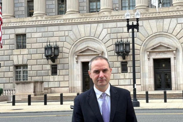 ministrul de finante vizita in sua cu cine se va intalni alexandru nazare la washington d c 68c3089de1e43