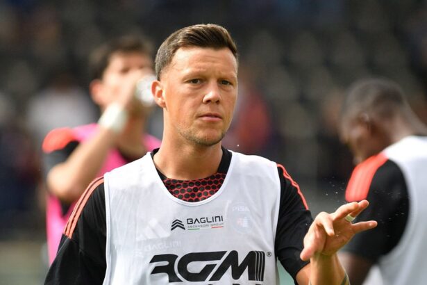 news alert refuzat de fcsb adrian rus a semnat cu alta echipa din superliga 68b6a51bca833