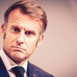 nu a mai fost atata incertitudine din 1968 de ce nici macar demisia lui macron nu ar mai putea salva franta din criza 68b9100887755