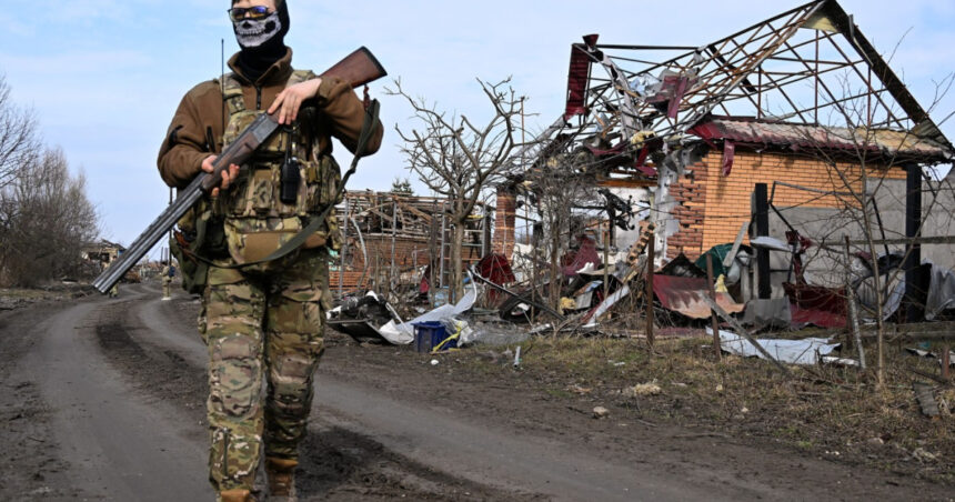 „O rușine uriașă pentru Putin. Totul s-a făcut praf”: Coșmarul unei familii din Kursk care a rămas în fața ofensivei ucrainene 1 o rusine uriasa pentru putin totul s a facut praf cosmarul unei familii din kursk care nu a fugit din calea ofensivei ucrainene 68be6b7d30bc2