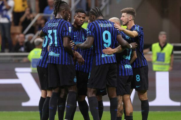 pe lista lui manchester city in vara trecuta jucatorul lui chivu nu a ezitat as fi cu siguranta interesat 68bd4e2f31683