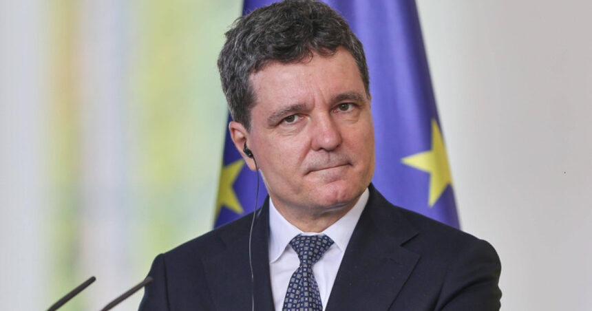 presedintele nicusor dan participa la inmormantara cardinalului lucian muresan 68d7b3b575a84