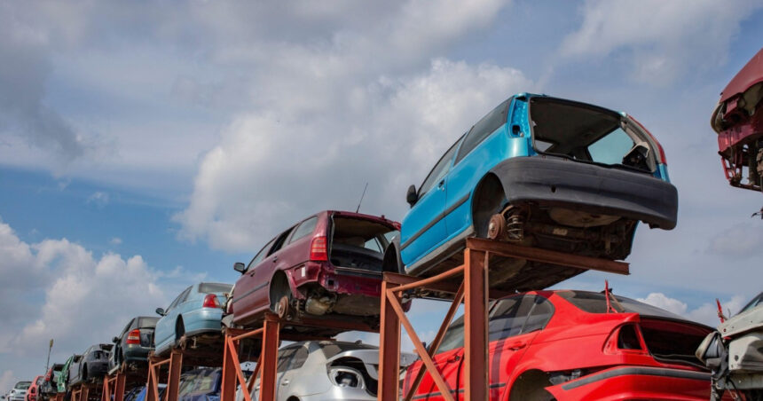 primaria capitalei sprijina campania nationala de eliminare a masinilor abandonate de pe strazi 68d297fe1bca5