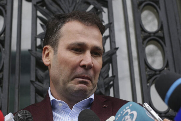 primaria sectorului 3 cumpara tablete de 2 mii de euro bucata pentru politia locala negoita ne am digitalizat n am idee cat costa 68dbb2ab1ca58
