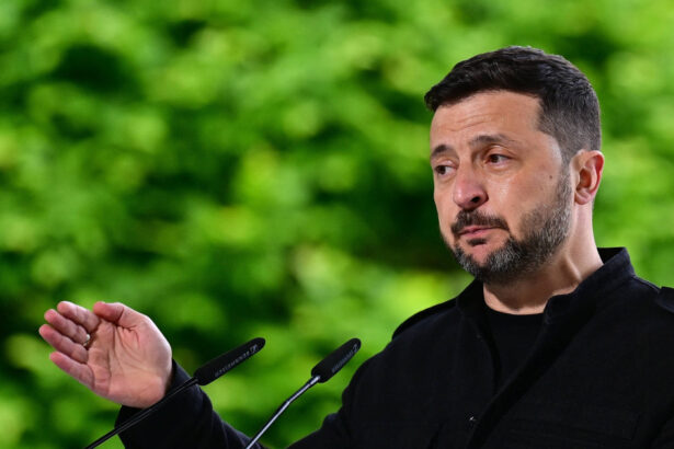 reactia lui volodimir zelenski dupa ce rusia a incalcat spatiul aerian polonez nou nivel de escaladare kievul cere un raspuns ferm 68c1384f0fb7e