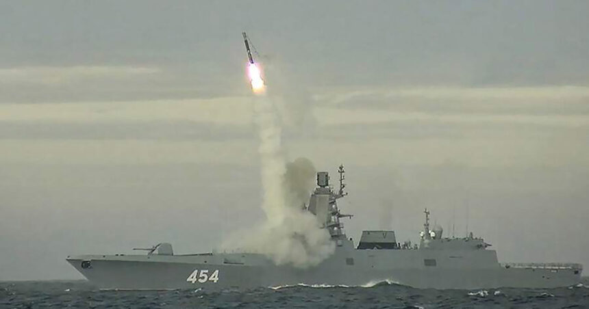 rusia a testat o racheta hipersonica zircon in timpul exercitiilor zapad moscova vrea sa o echipeze pe nave si submarine nucleare 68c6936471072