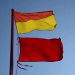 salvamarii au arborat steagul rosu pe toate plajele din eforie 68bc0538ca3e3