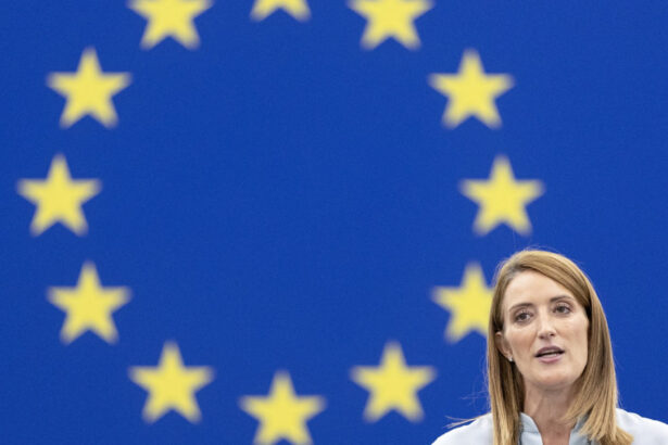 scandal in parlamentul european roberta metsola a respins initiativa unui minut de reculegere pentru charlie kirk 68c3b4a1371c0